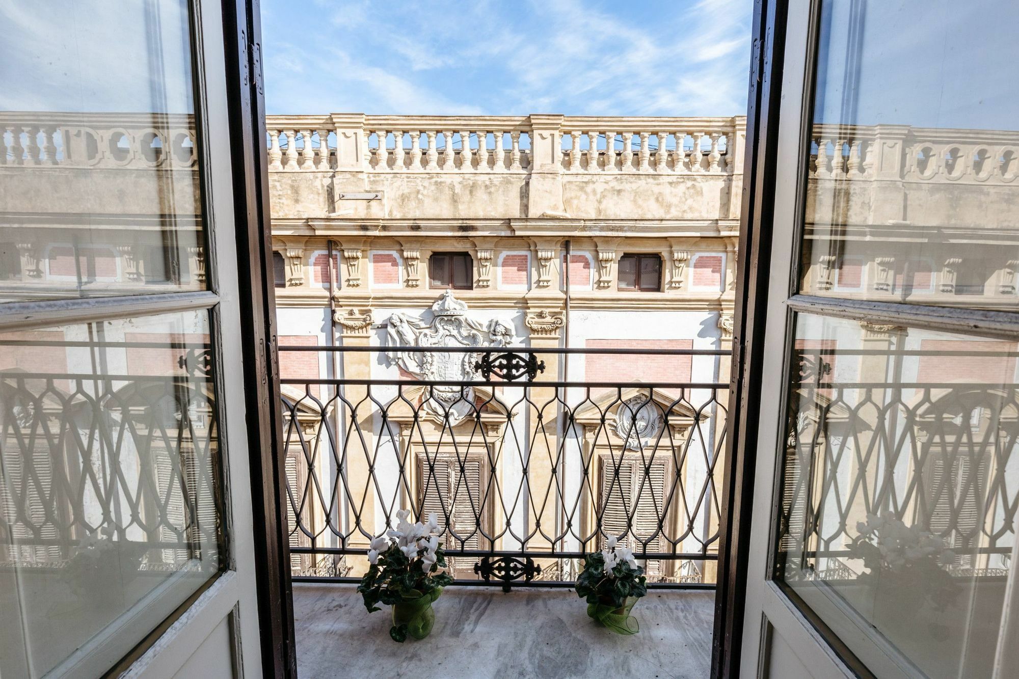 Sant'Elia Prestige Apartment With Balcony Palermo Ngoại thất bức ảnh